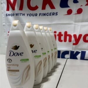 Dove Shower Gel - Nourishing Silk / pack of 6 X 750ml (25.3oz)